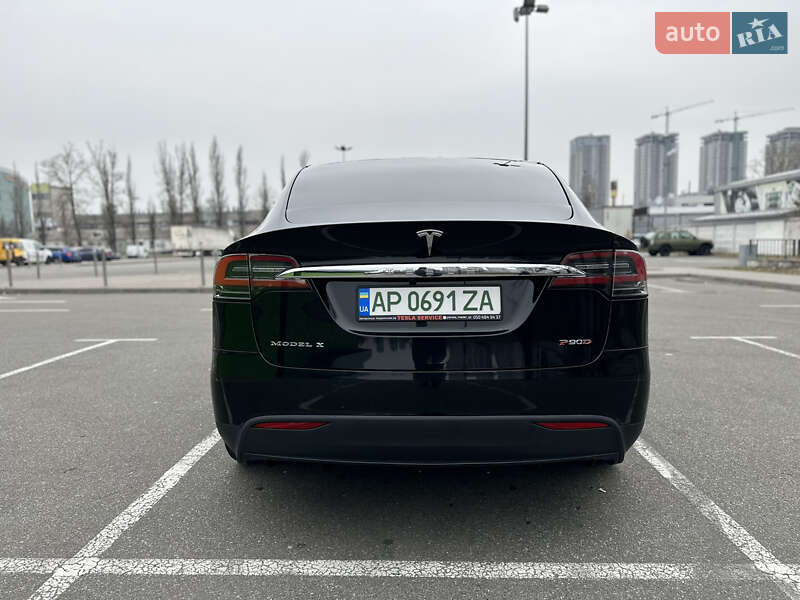 Позашляховик / Кросовер Tesla Model X 2015 в Києві