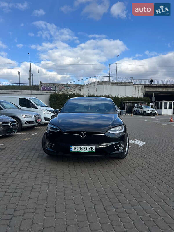 Внедорожник / Кроссовер Tesla Model X 2016 в Львове