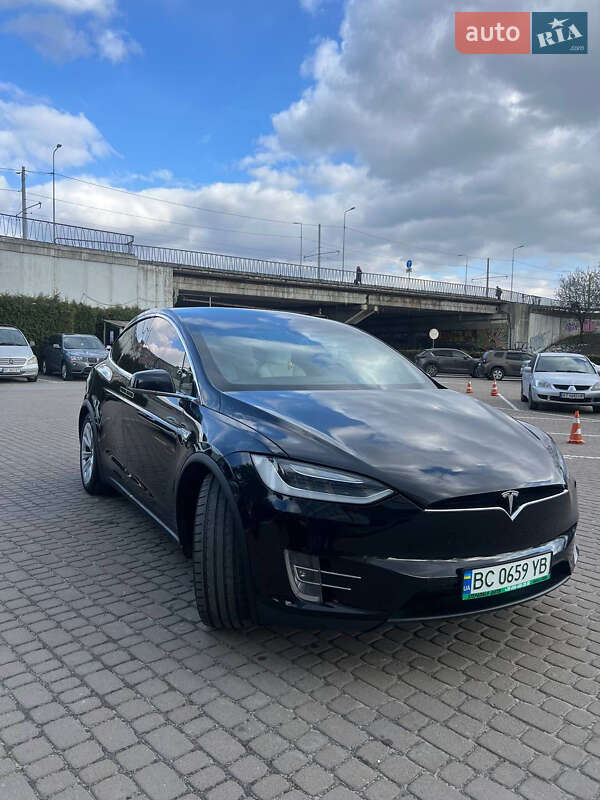 Внедорожник / Кроссовер Tesla Model X 2016 в Львове