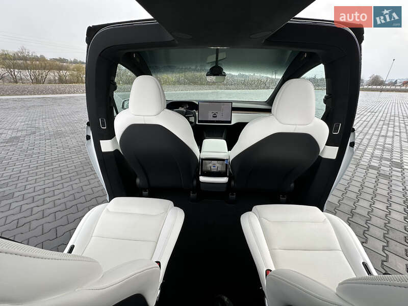 Позашляховик / Кросовер Tesla Model X 2022 в Чернівцях фото 33 Позашляховик / Кросовер Tesla Model X 2022 в Чернівцях