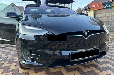 Внедорожник / Кроссовер Tesla Model X 2017 в 