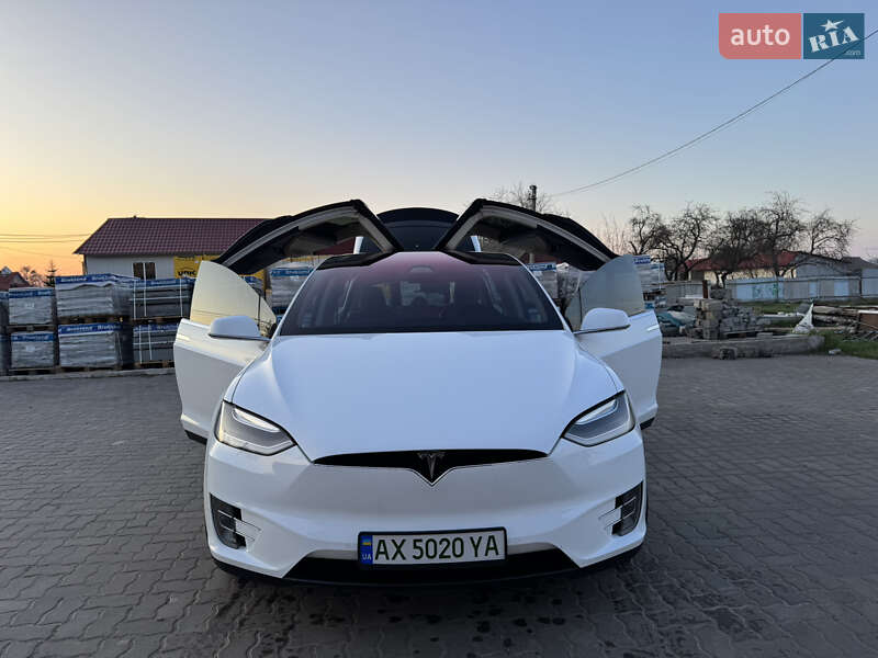 Внедорожник / Кроссовер Tesla Model X 2016 в Харькове