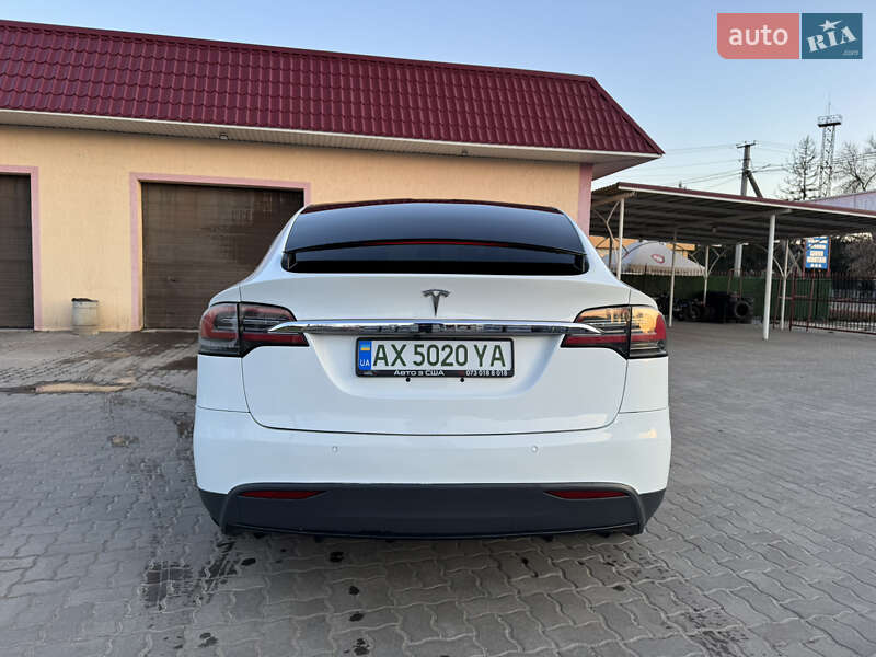 Внедорожник / Кроссовер Tesla Model X 2016 в Харькове