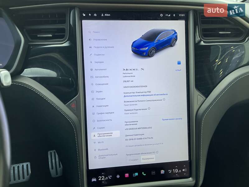 Внедорожник / Кроссовер Tesla Model X 2019 в Киеве