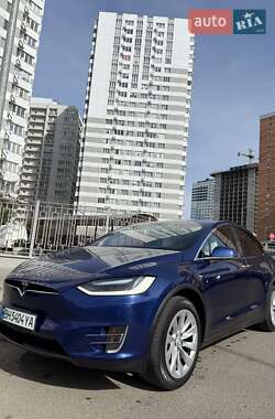 Внедорожник / Кроссовер Tesla Model X 2016 в 
