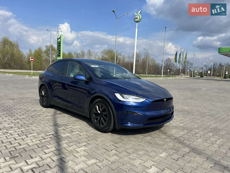 Внедорожник / Кроссовер Tesla Model X 2023 в 