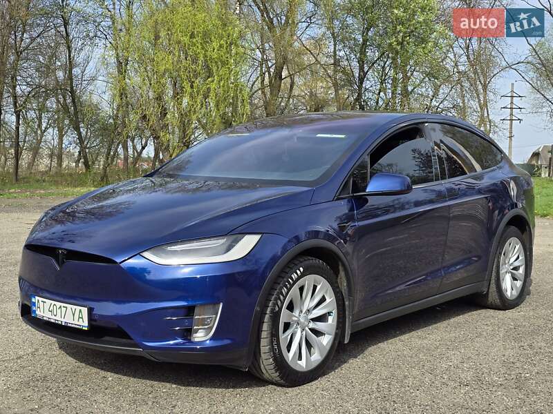 Позашляховик / Кросовер Tesla Model X 2018 в Калуші