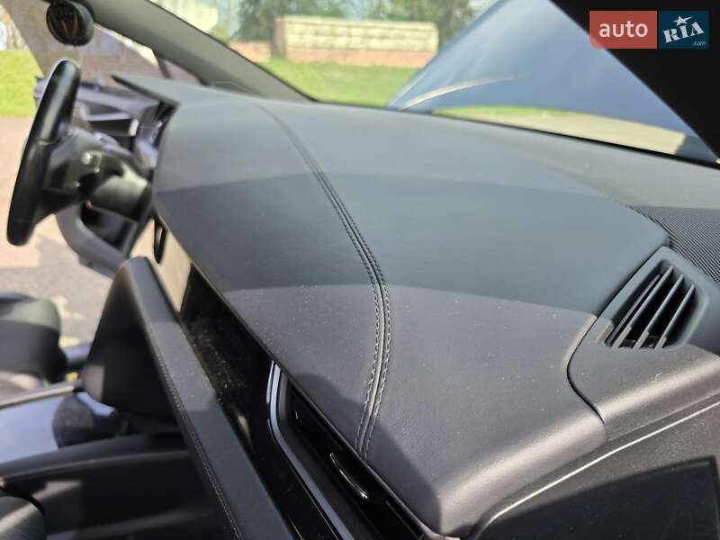 Позашляховик / Кросовер Tesla Model X 2018 в Калуші