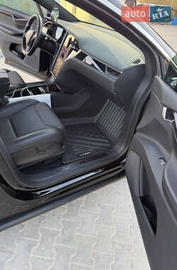 Внедорожник / Кроссовер Tesla Model X 2019 в Львове