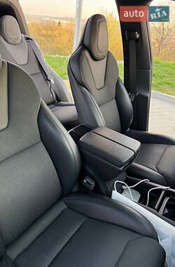 Внедорожник / Кроссовер Tesla Model X 2019 в Львове