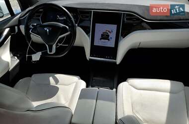 Внедорожник / Кроссовер Tesla Model X 2016 в 