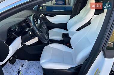 Внедорожник / Кроссовер Tesla Model X 2020 в 