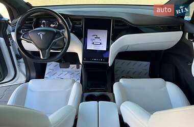 Внедорожник / Кроссовер Tesla Model X 2020 в 
