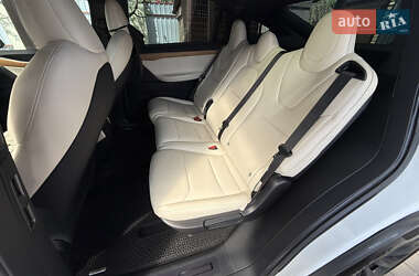Внедорожник / Кроссовер Tesla Model X 2020 в 