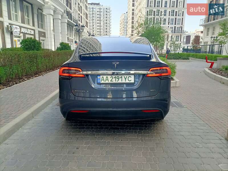 Позашляховик / Кросовер Tesla Model X 2017 в Києві фото 6 Позашляховик / Кросовер Tesla Model X 2017 в Києві
