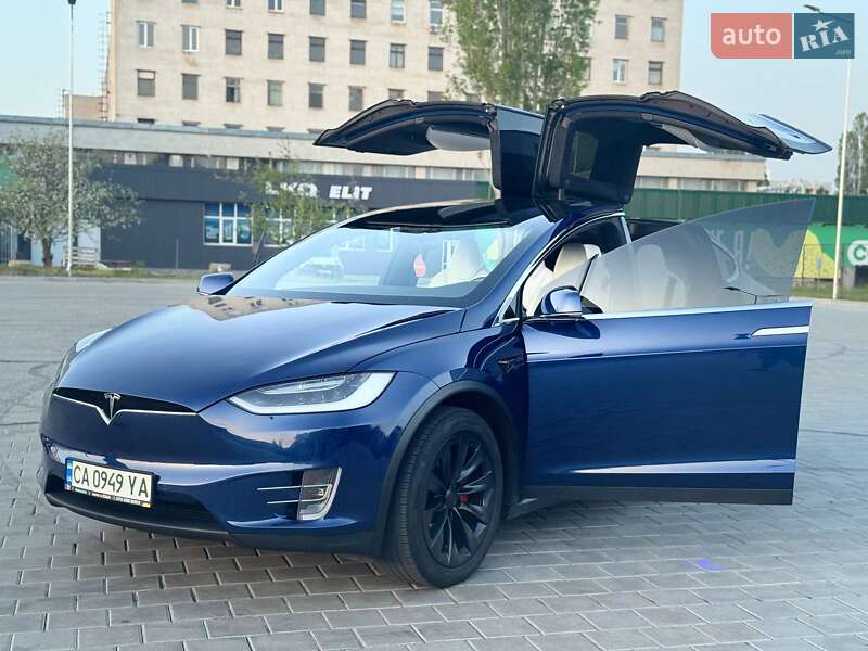 Позашляховик / Кросовер Tesla Model X 2017 в Черкасах