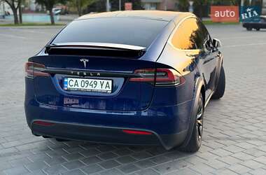 Позашляховик / Кросовер Tesla Model X 2017 в 