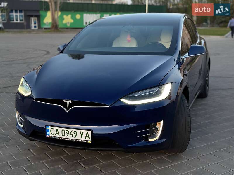 Позашляховик / Кросовер Tesla Model X 2017 в Черкасах