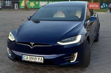 Позашляховик / Кросовер Tesla Model X 2017 в 
