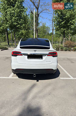 Внедорожник / Кроссовер Tesla Model X 2019 в 