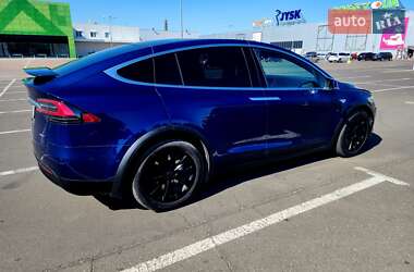 Внедорожник / Кроссовер Tesla Model X 2016 в 