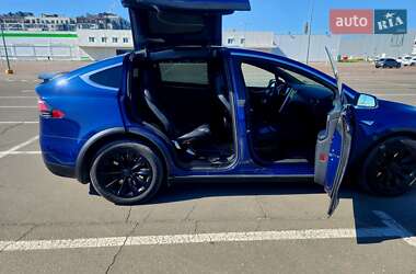 Внедорожник / Кроссовер Tesla Model X 2016 в 