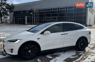 Внедорожник / Кроссовер Tesla Model X 2015 в 