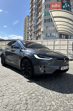 Внедорожник / Кроссовер Tesla Model X 2017 в Киеве