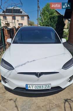 Позашляховик / Кросовер Tesla Model X 2020 в 