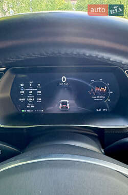 Внедорожник / Кроссовер Tesla Model X 2016 в 