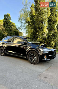 Внедорожник / Кроссовер Tesla Model X 2016 в 