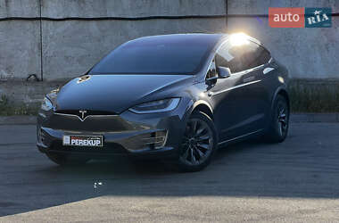 Внедорожник / Кроссовер Tesla Model X 2017 в 