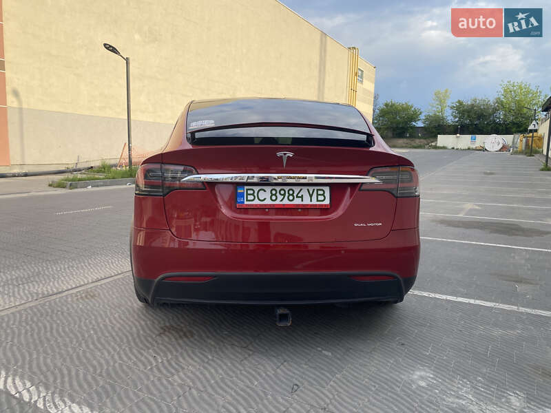 Позашляховик / Кросовер Tesla Model X 2019 в Львові
