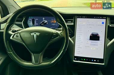 Позашляховик / Кросовер Tesla Model X 2019 в 