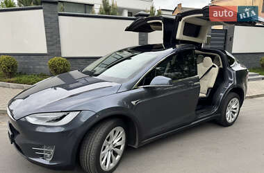 Внедорожник / Кроссовер Tesla Model X 2018 в Ровно