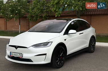 Позашляховик / Кросовер Tesla Model X 2023 в 