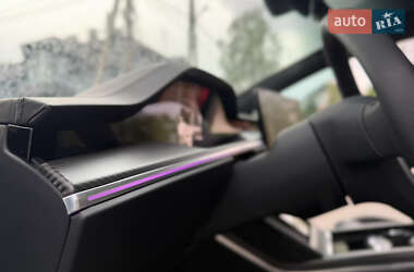 Позашляховик / Кросовер Tesla Model X 2023 в 
