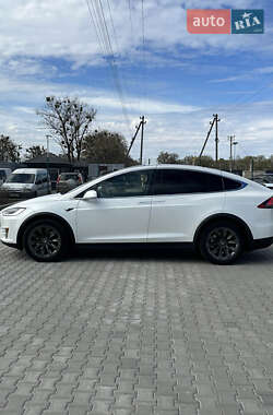 Внедорожник / Кроссовер Tesla Model X 2018 в 