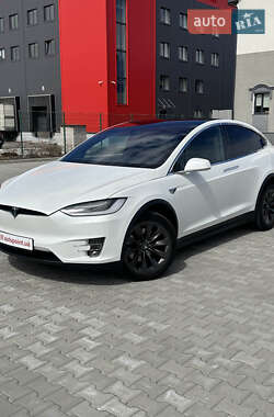 Внедорожник / Кроссовер Tesla Model X 2018 в 