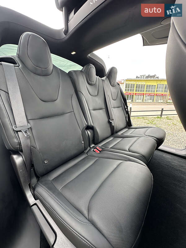 Внедорожник / Кроссовер Tesla Model X 2022 в Ивано-Франковске