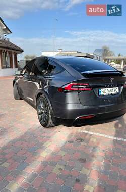 Внедорожник / Кроссовер Tesla Model X 2016 в 