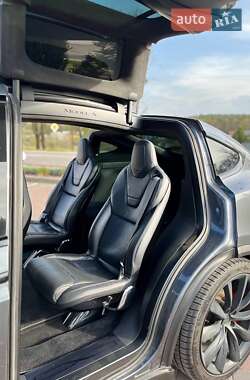 Внедорожник / Кроссовер Tesla Model X 2016 в 