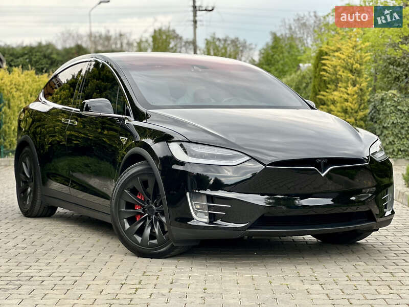 Tesla Model X 2016