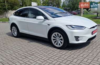 Позашляховик / Кросовер Tesla Model X 2018 в 