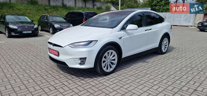 Внедорожник / Кроссовер Tesla Model X 2018 в Тернополе