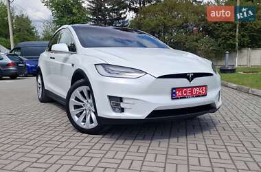 Позашляховик / Кросовер Tesla Model X 2018 в 