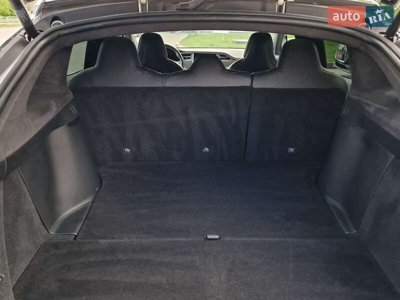 Внедорожник / Кроссовер Tesla Model X 2018 в Тернополе