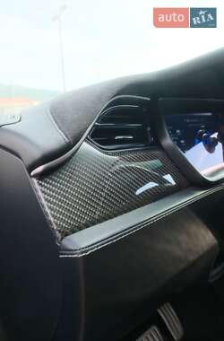 Внедорожник / Кроссовер Tesla Model X 2019 в 