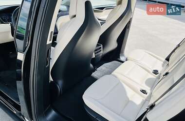 Позашляховик / Кросовер Tesla Model X 2018 в 