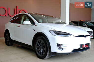 Внедорожник / Кроссовер Tesla Model X 2018 в 